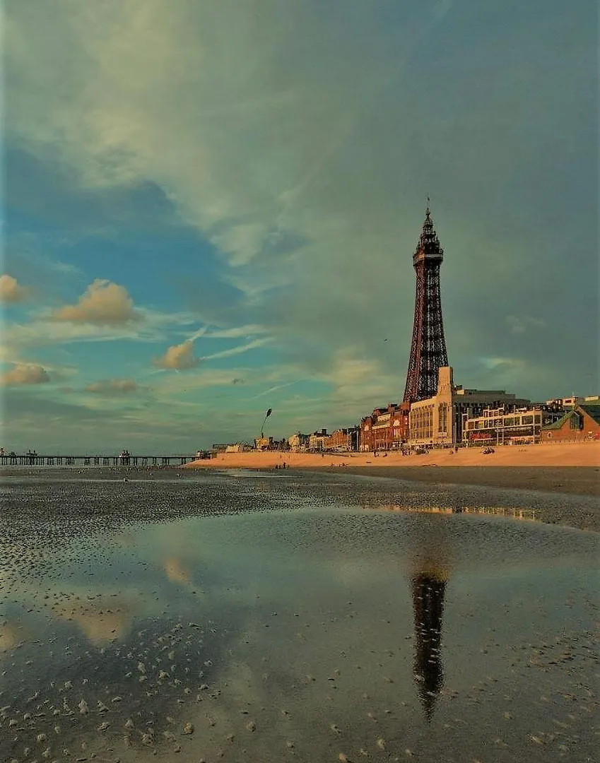 Sutton Park Guest House Blackpool